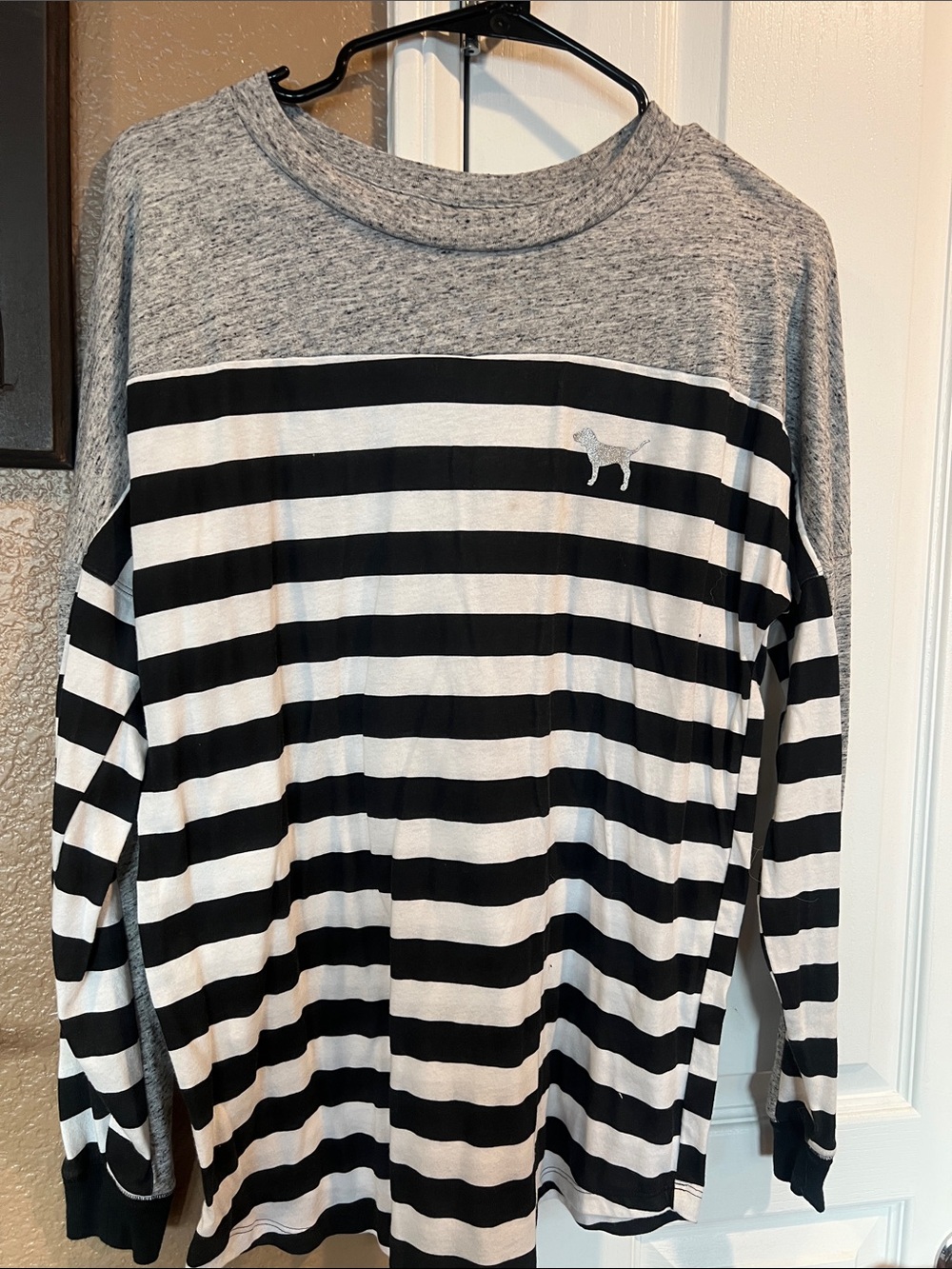 PINK Victoria's Secret Black & White Striped Long Sleeve Tee